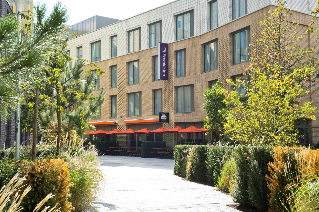 Premier Inn Southwark Station Hotel Elevation From Courtyard